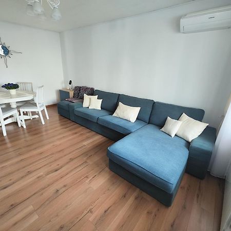 Platinum Apartment - Apartament Cu 3 Camere, 2 Dormitoare, 2 Bai, Bucatarie Complet Utilata, 2 Balcoane Bukarest Exteriör bild