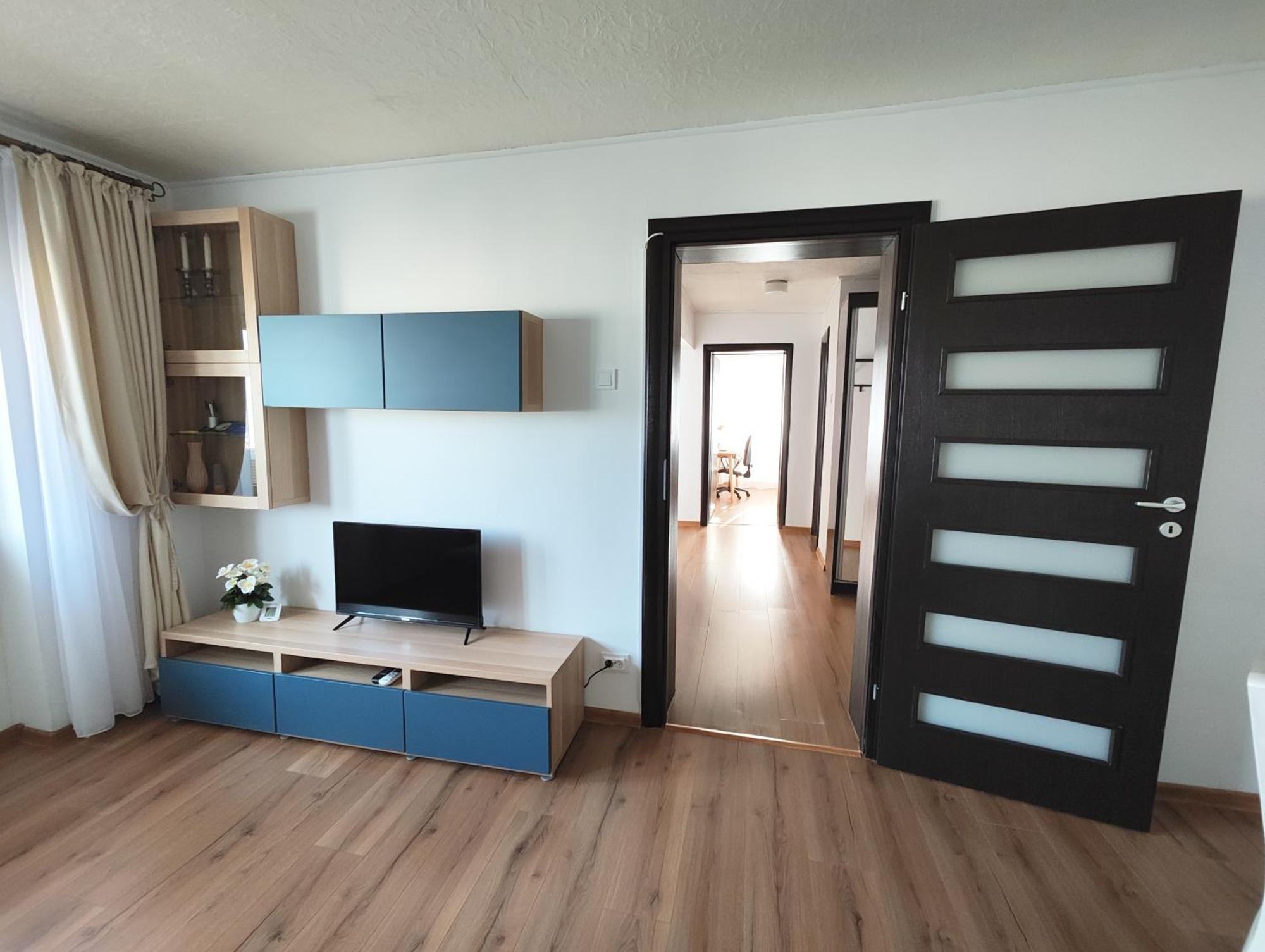 Platinum Apartment - Apartament Cu 3 Camere, 2 Dormitoare, 2 Bai, Bucatarie Complet Utilata, 2 Balcoane Bukarest Exteriör bild