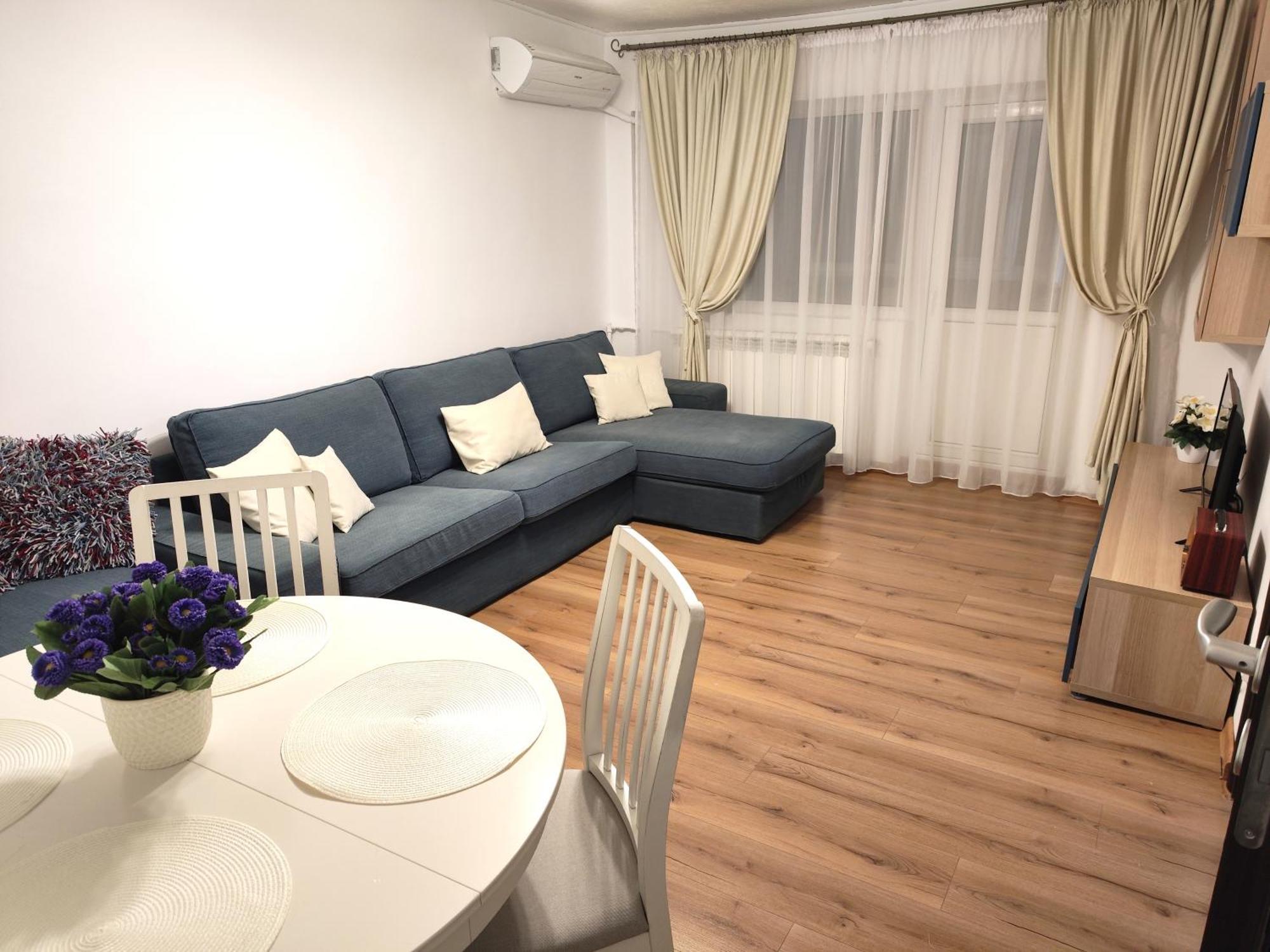 Platinum Apartment - Apartament Cu 3 Camere, 2 Dormitoare, 2 Bai, Bucatarie Complet Utilata, 2 Balcoane Bukarest Exteriör bild