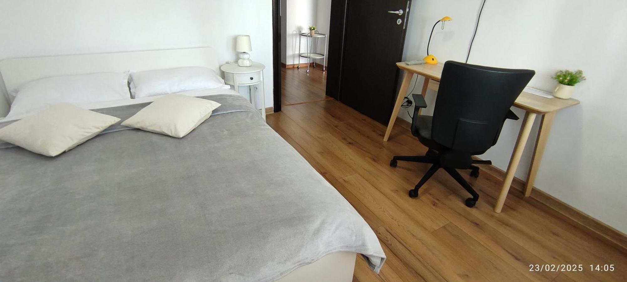 Platinum Apartment - Apartament Cu 3 Camere, 2 Dormitoare, 2 Bai, Bucatarie Complet Utilata, 2 Balcoane Bukarest Exteriör bild