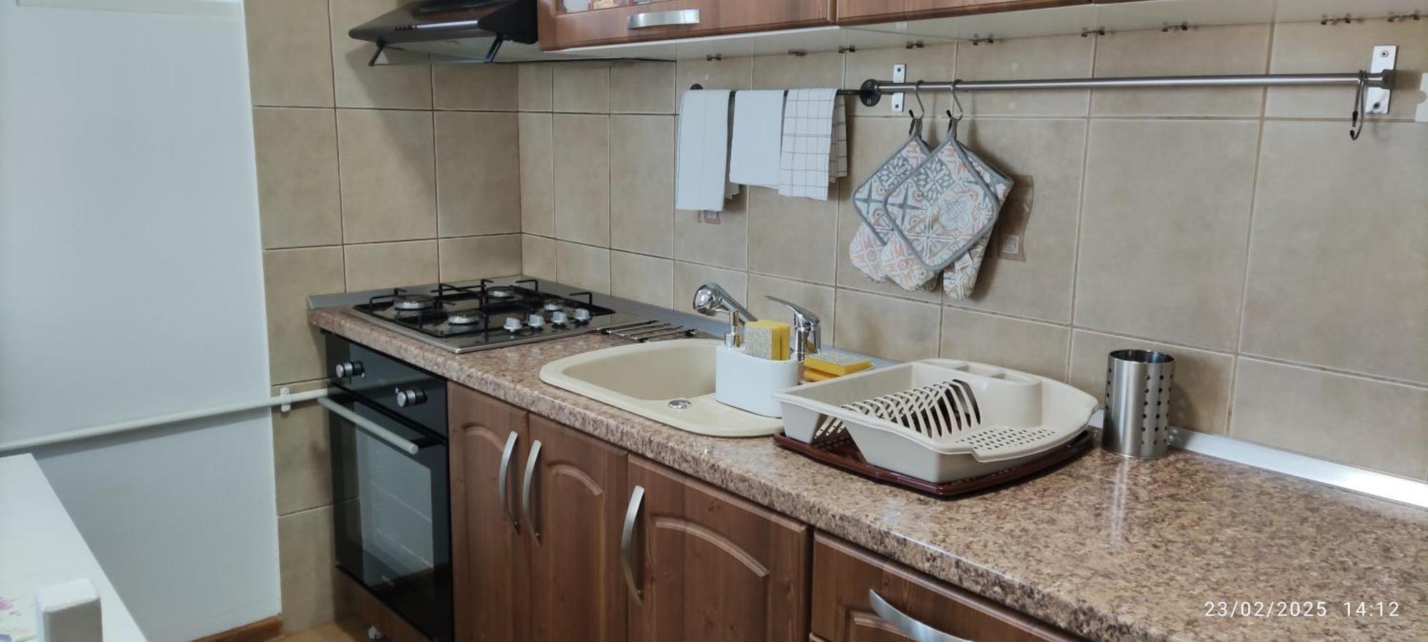 Platinum Apartment - Apartament Cu 3 Camere, 2 Dormitoare, 2 Bai, Bucatarie Complet Utilata, 2 Balcoane Bukarest Exteriör bild